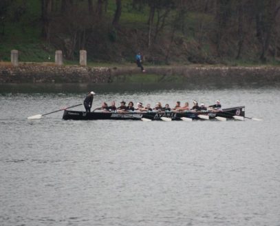Victoria en categoría femenina y cuarto puesto masculino en el II Descenso de Traineras Bahía – Camargo